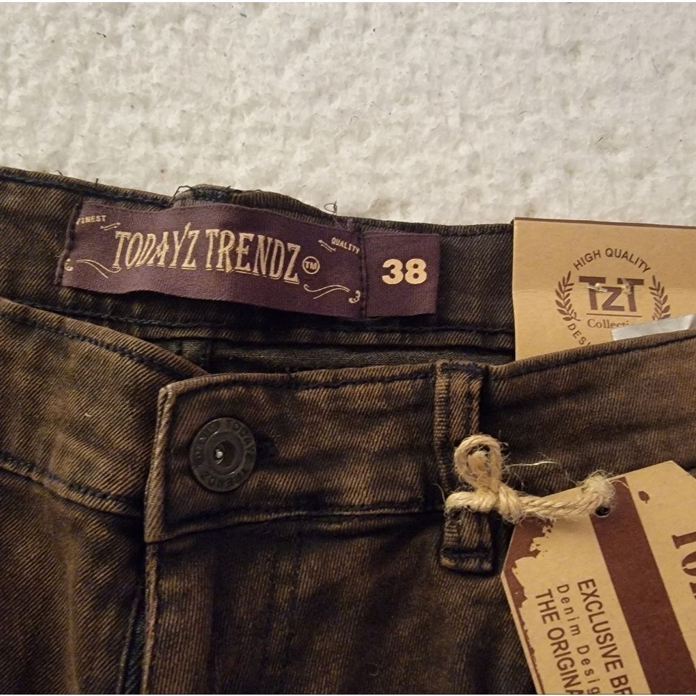 🆕️🩳Todayz Trendz Moto Denim Shorts, Sz 38 - Brown - Picture 4 of 4